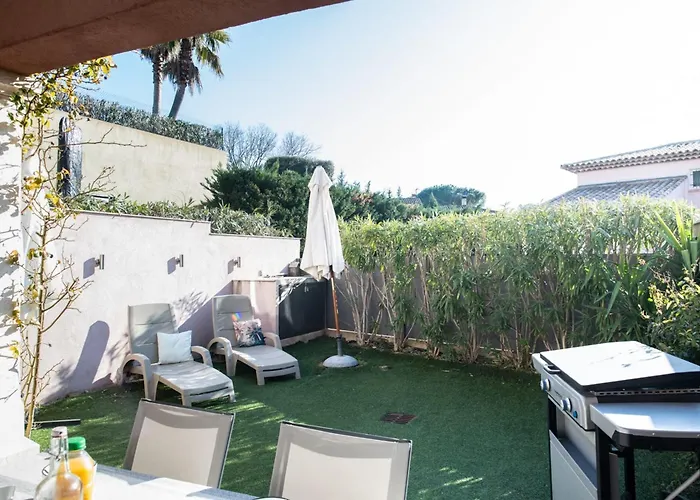 Very Bright With Garden And Terrace * 생트막시메