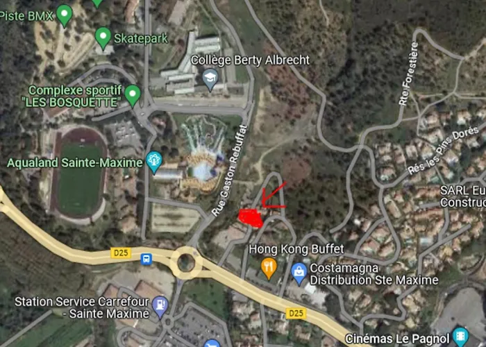 Semesterbostad Very Bright With Garden And Terrace *