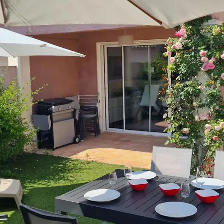 Semesterbostad Very Bright With Garden And Terrace Sainte-Maxime