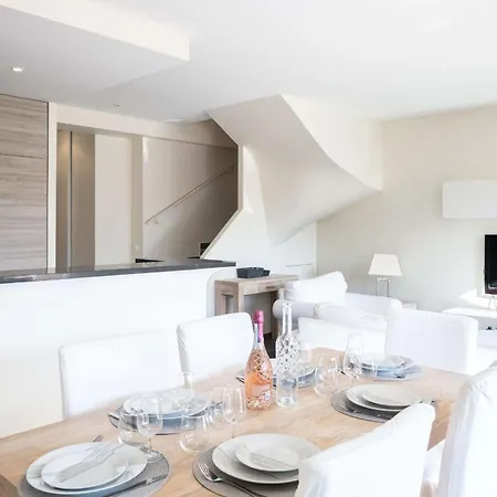Very Bright With Garden And Terrace *