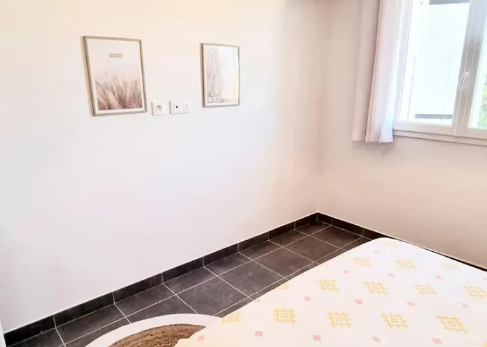 Tatil Evi Very Bright With Garden And Terrace