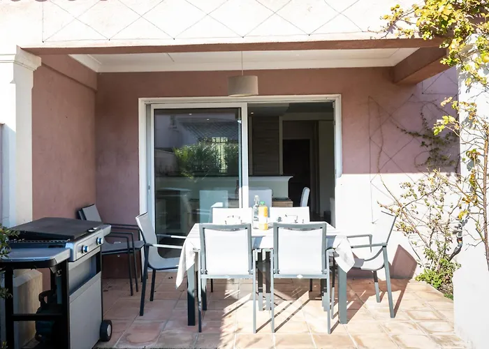 Very Bright With Garden And Terrace